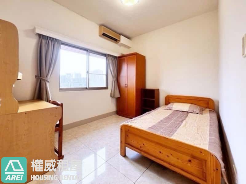 🏠增產報國或三代同堂，亞灣三多商圈捷運大四房平車