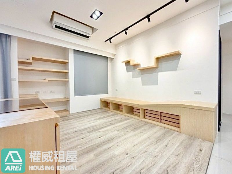 三多商圈🚇星海灣日系簡約風3+1房平車