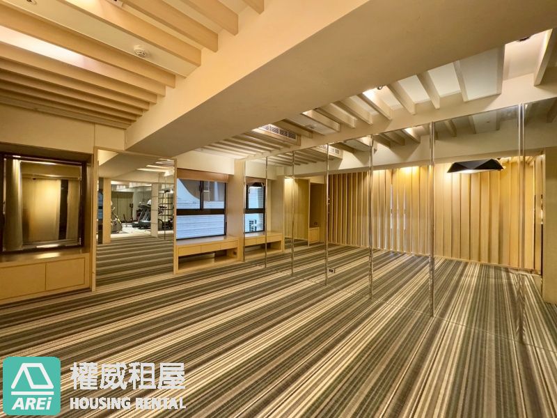 三多商圈🚇星海灣日系簡約風3+1房平車