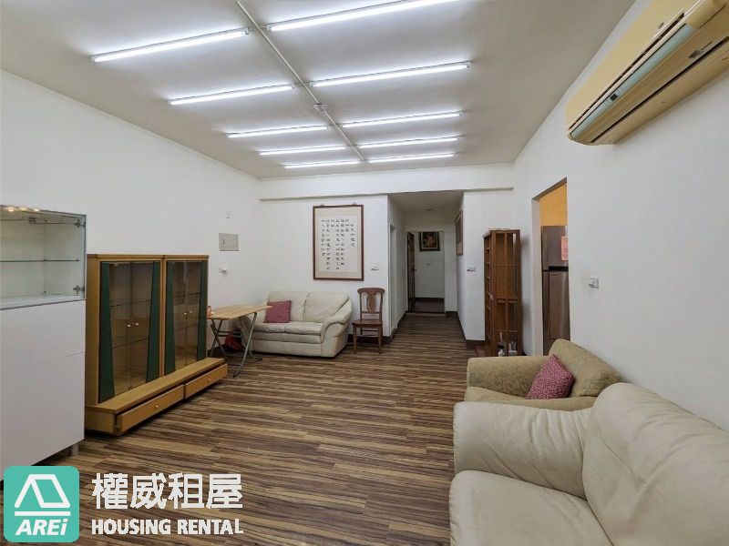 🏫鳳山車站溫馨3房頂加｜2分鐘上學+1分鐘小7收包裹