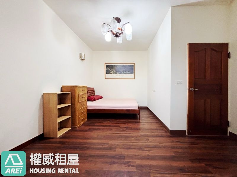 🏫鳳山車站溫馨3房頂加｜2分鐘上學+1分鐘小7收包裹