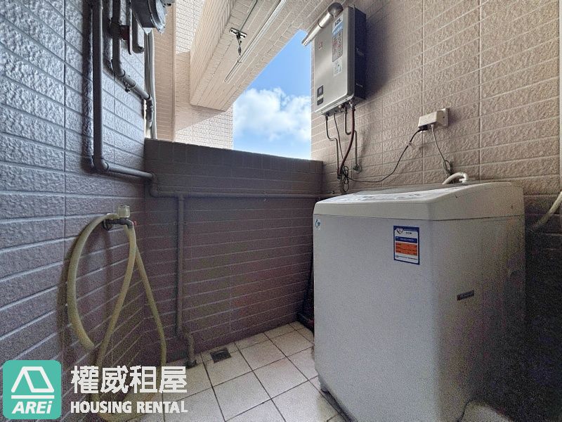 美麗島福爾摩沙高樓層精裝2房+車位