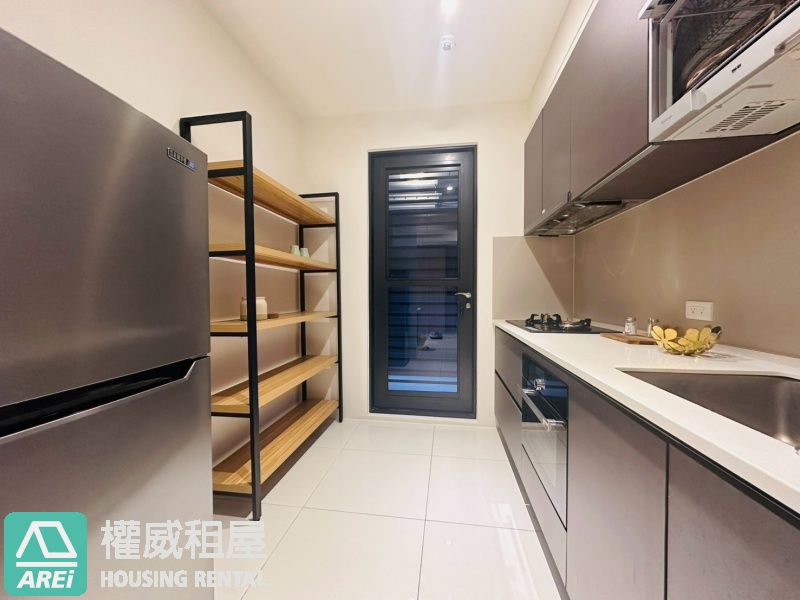 左營高鐵漢神巨蛋全新未住精裝三房平車京城第一樂章OPUS ONE