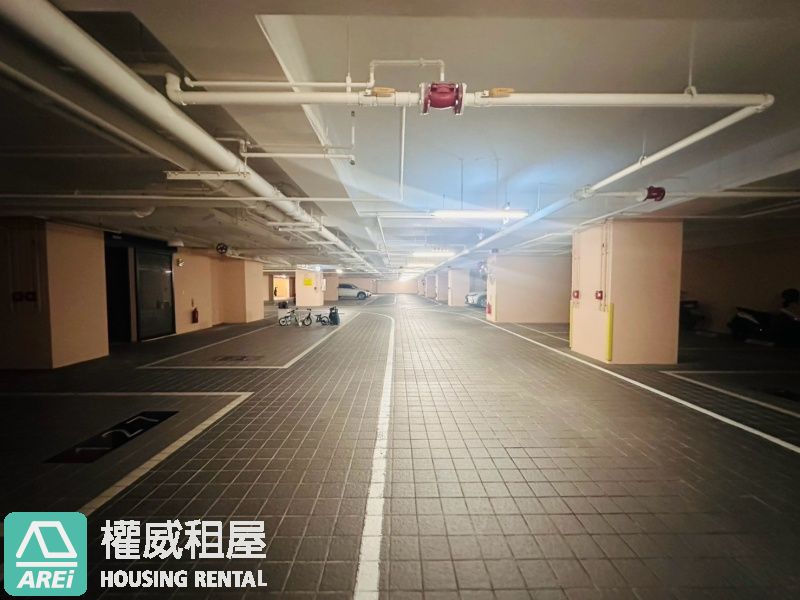 左營高鐵漢神巨蛋全新未住精裝三房平車京城第一樂章OPUS ONE