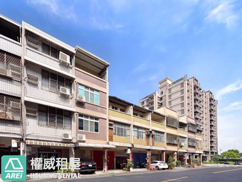 ✨五甲臨路透天有後花園，也可整棟變大｜土地真價值