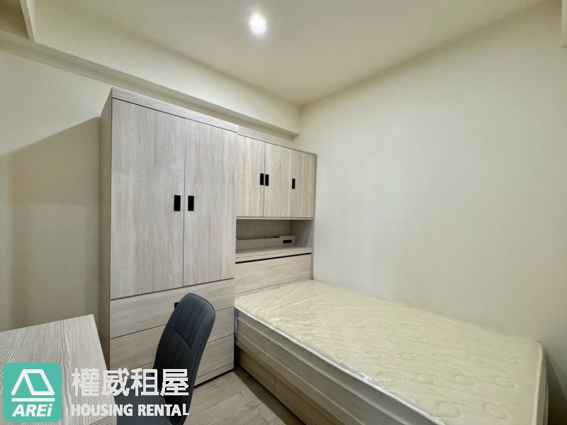 鉑愛悅🚄高鐵特區🏫現代輕奢風2房車位