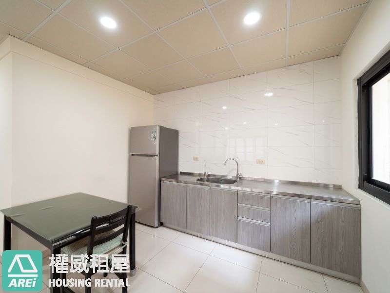 外表很低調，內在很美麥｜高醫商圈27坪陽光美寓(V)