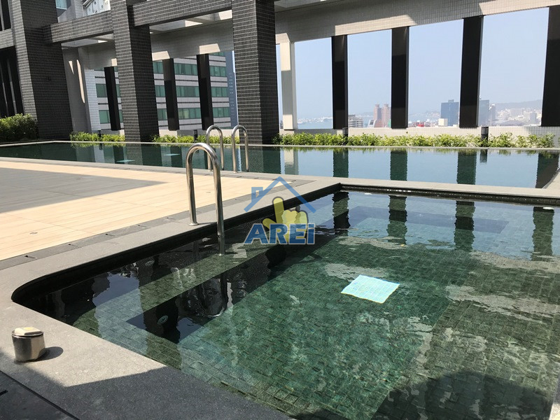 亞灣區R8晶閣泳池高樓三房空屋平車